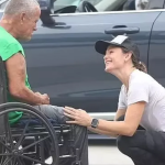 Jennifer Garner actions towards wheelchair-bound homeless man..